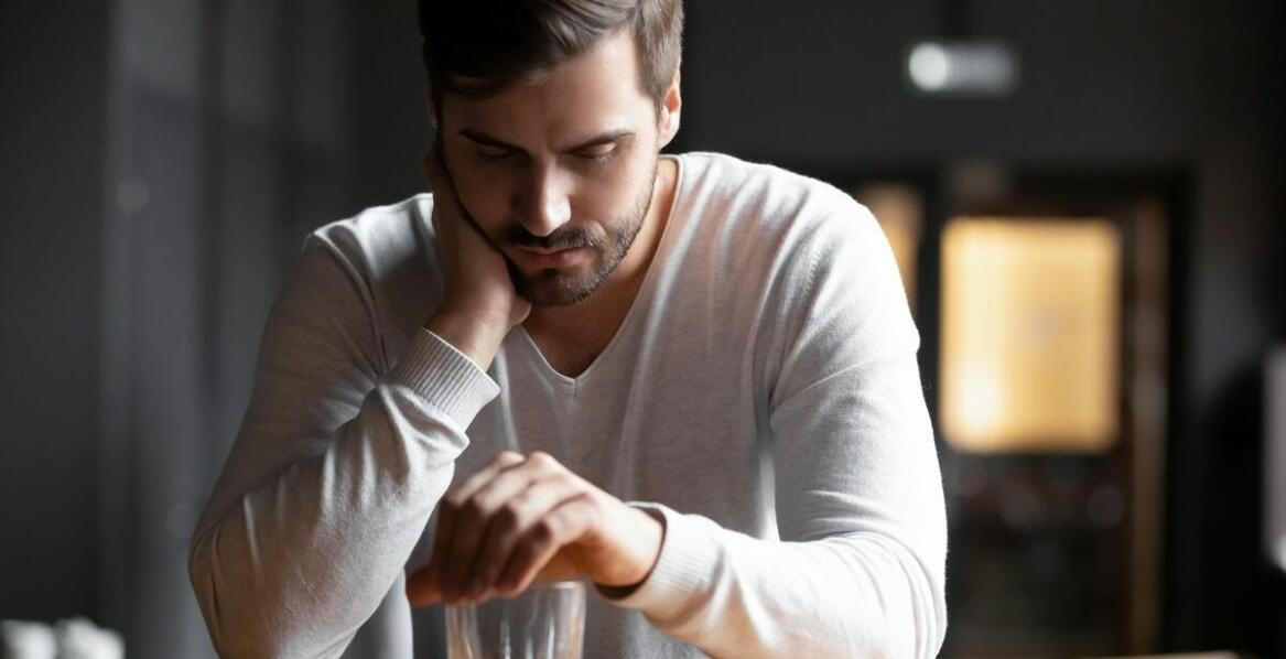 Jakie znaczenie ma terapia indywidualna podczas procesu odtrucia narkotykowego?