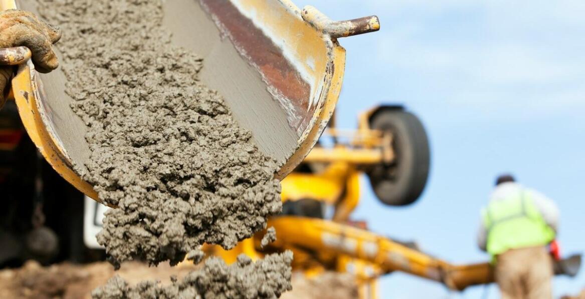 Dlaczego elektronagrzew betonu to niezastąpione narzędzie w budownictwie?