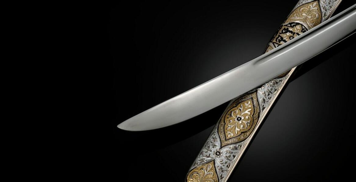 Motylek nóż w samoobronie – kiedy i jak go używać?