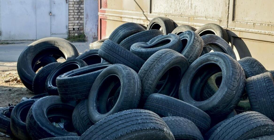 Odbiór zużytych opon – zasady, możliwości i najważniejsze informacje