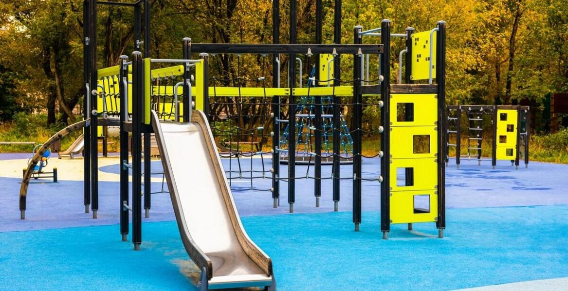 Rodzinna integracja przez zabawę – co oferuje plac zabaw na Kaszubach?