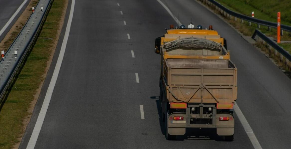 Jak przebiega transport zwłok i jakie formalności należy spełnić?