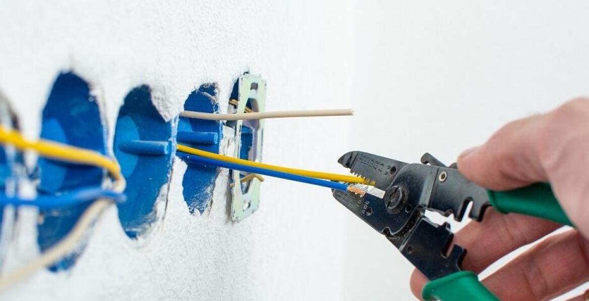 Jakie materiały zapewniają trwałość nożycom do przewodów?