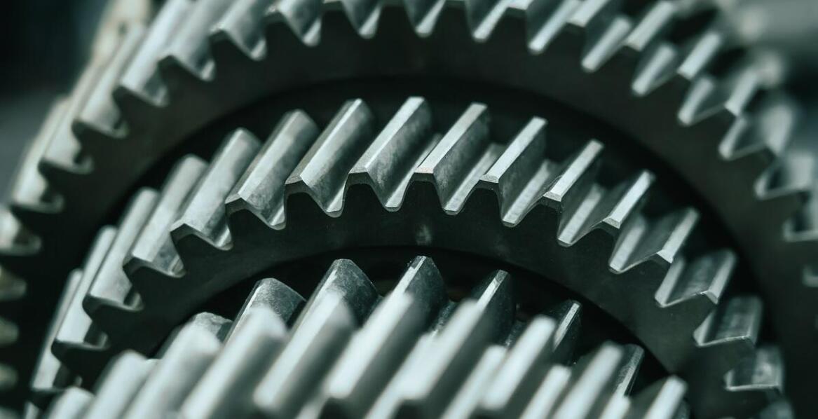 Przekładnia ślimakowa Bonfiglioli – charakterystyka oraz zastosowania w maszynach