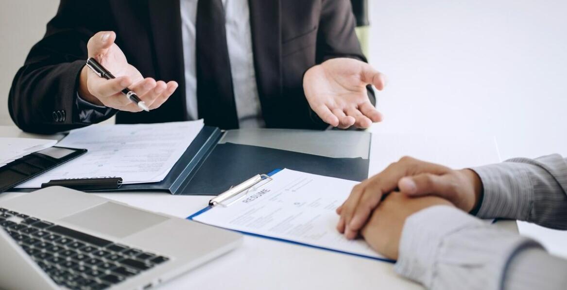 Rozliczenia kadrowo-płacowe – kluczowe informacje dla przedsiębiorstw