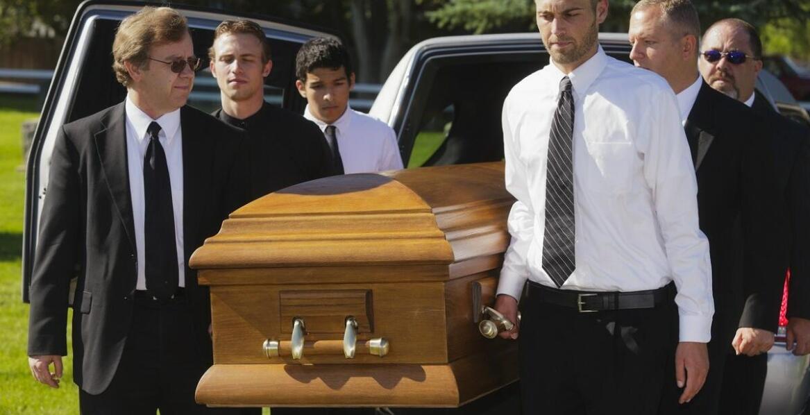 Oferta firm pogrzebowych – najważniejsze usługi i organizacja ceremonii