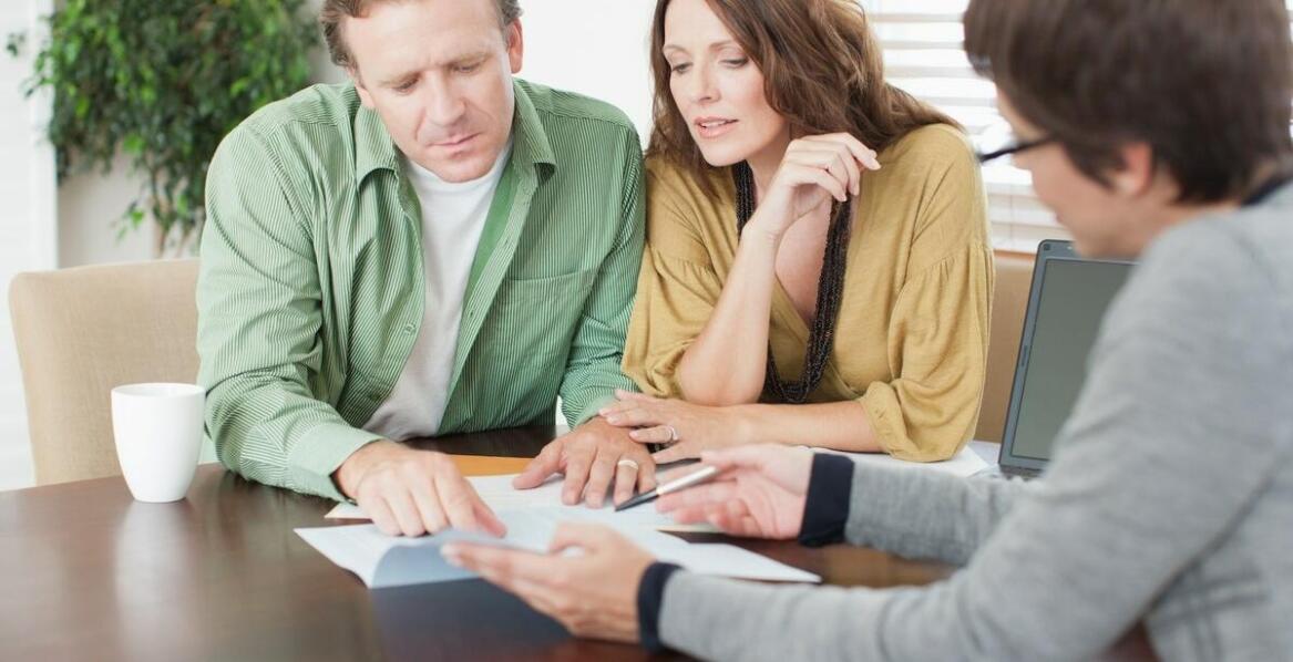 Jak przebiegają sprawy rodzinne w sądzie i jakie prawa przysługują stronom