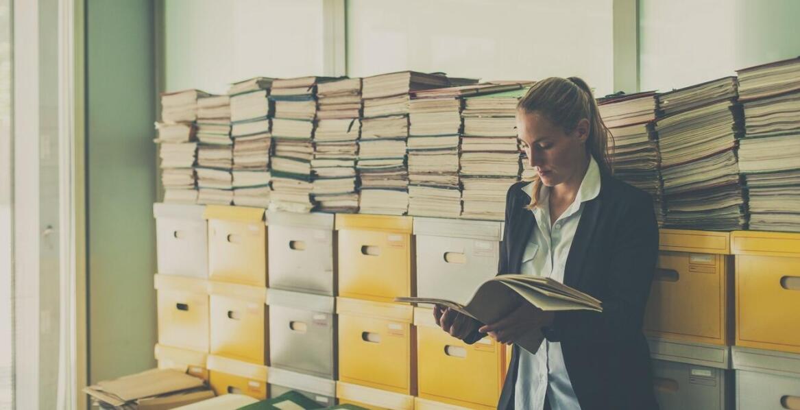 Rola księgowej w prowadzeniu biznesu – kluczowe informacje i obowiązki