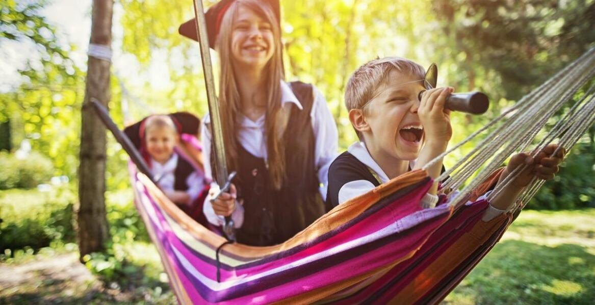 Obozy rekreacyjne – jak Akademia Pływania Marlin rozwija pasje i umiejętności