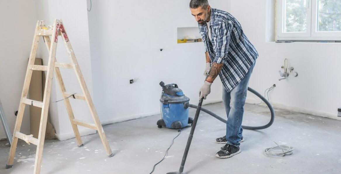 Jak skutecznie posprzątać mieszkanie po remoncie – praktyczne wskazówki