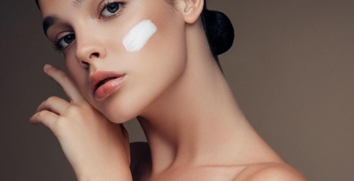 Kolagenowe formuły do pielęgnacji ciała – naturalne wsparcie skóry każdego dnia