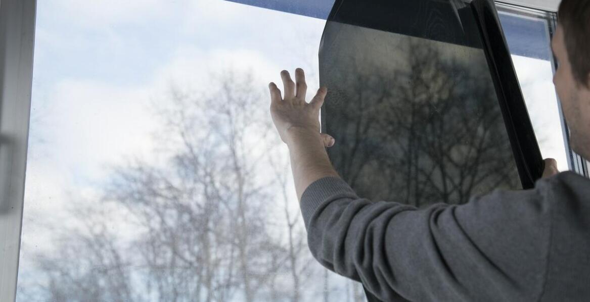 Kiedy niezbędna jest wymiana szyb samochodowych?