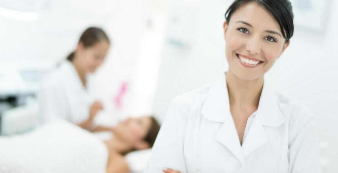 Zaburzenia snu – jak je rozpoznać i kiedy warto skorzystać z pomocy specjalisty