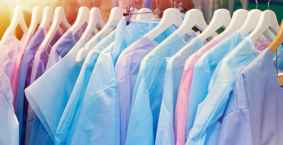 Sklep z odzieżą medyczną - czego można spodziewać się w asortymencie?