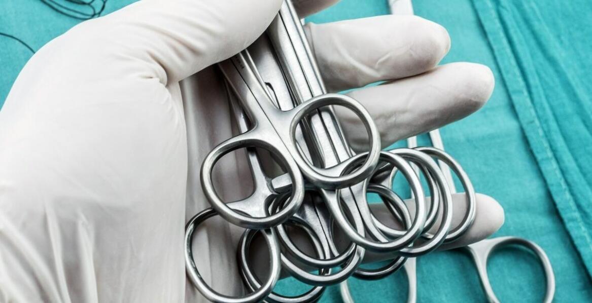 Cewniki urologiczne jednorazowe – zastosowanie, rodzaje i bezpieczeństwo