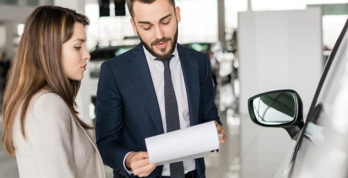 Szybka sprzedaż samochodu — jak działa skup aut i na co zwrócić uwagę