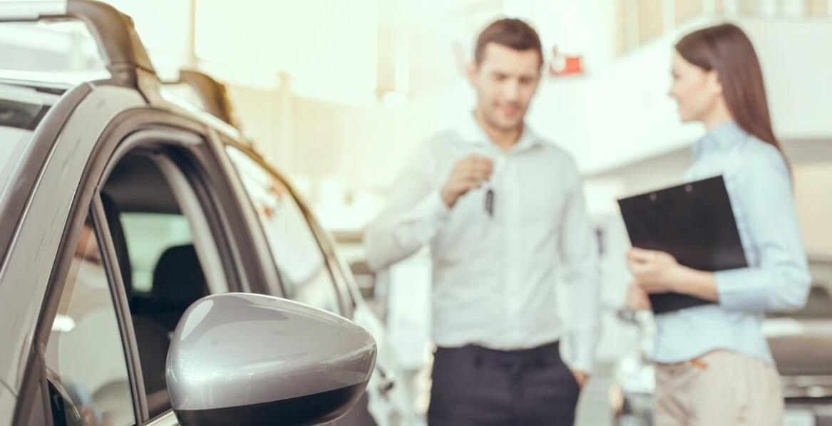 Najczęstsze powody sprzedaży auta do skupu oraz typowe procedury transakcji