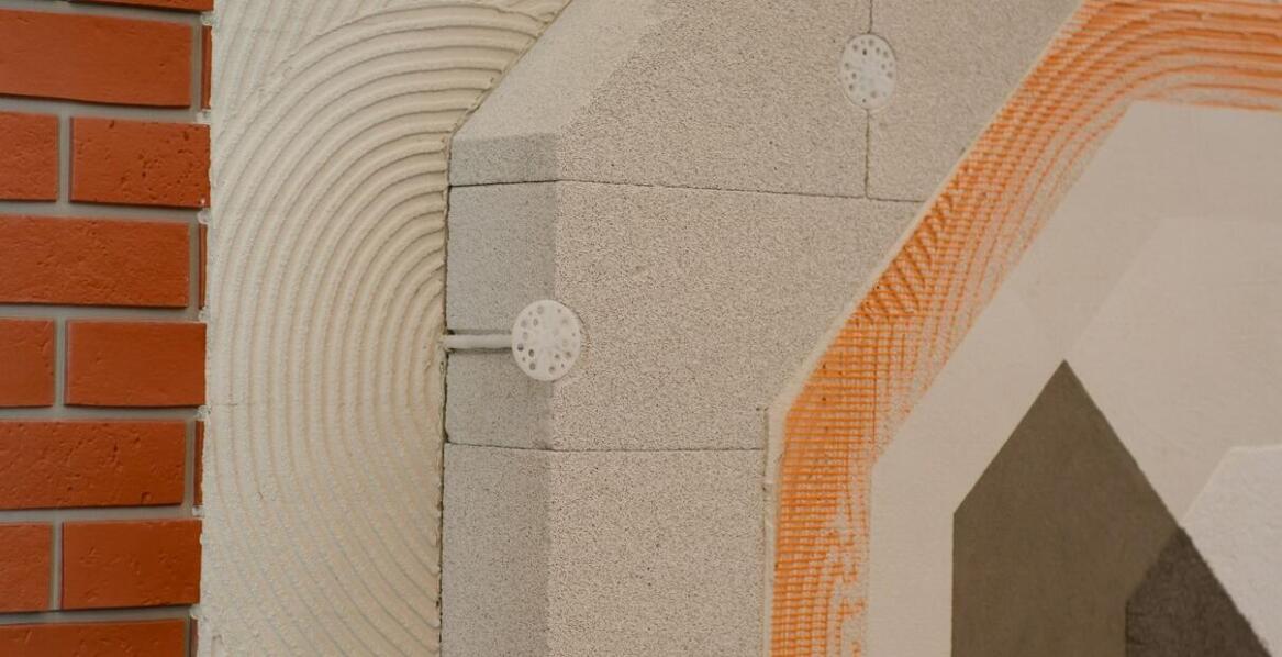 Systemy dociepleń Lakma – kluczowe zalety i najważniejsze informacje