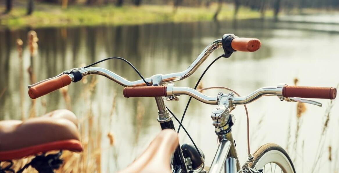 Rowerem przez malownicze szlaki – pomysły na aktywny wypoczynek w górach