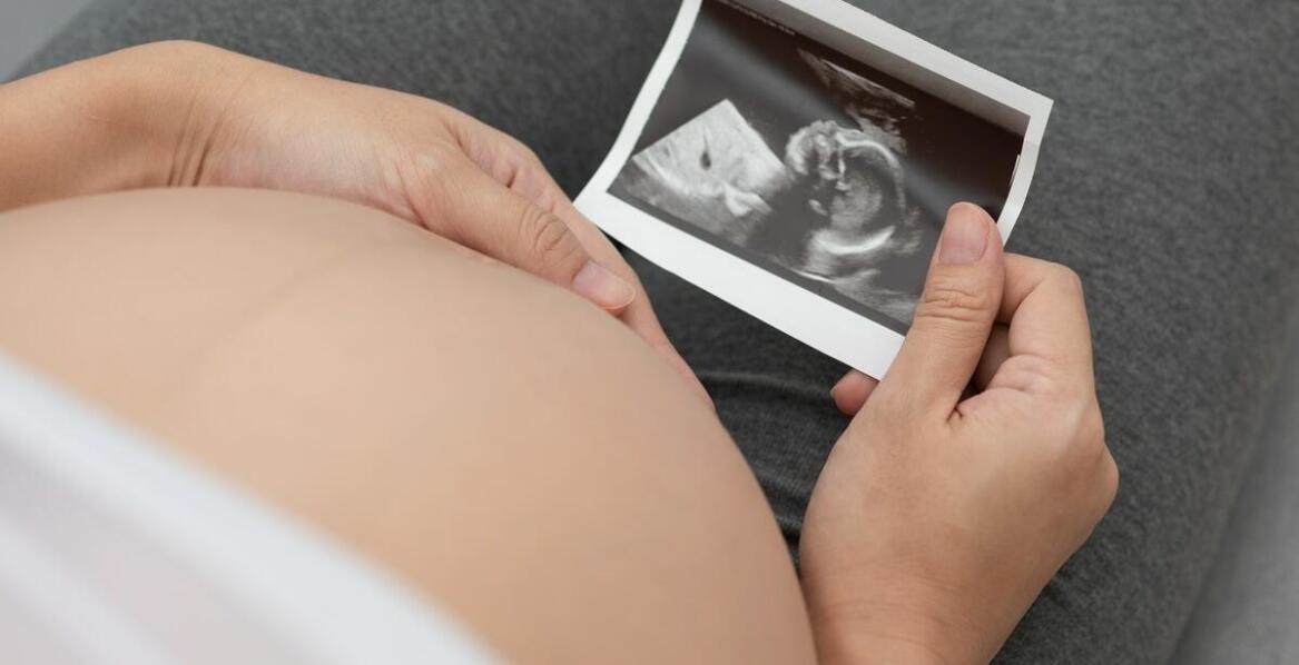 USG bioderek u niemowląt – kluczowe informacje o badaniu i wskazaniach