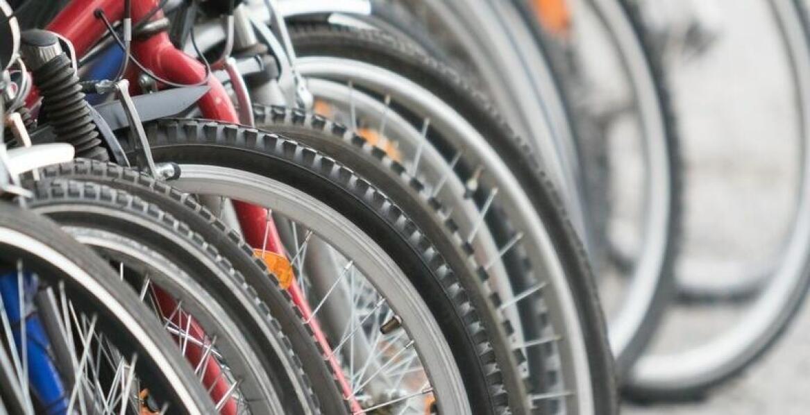 Jak zaplanować rowerową przygodę i wybrać idealny rower na wyjazd