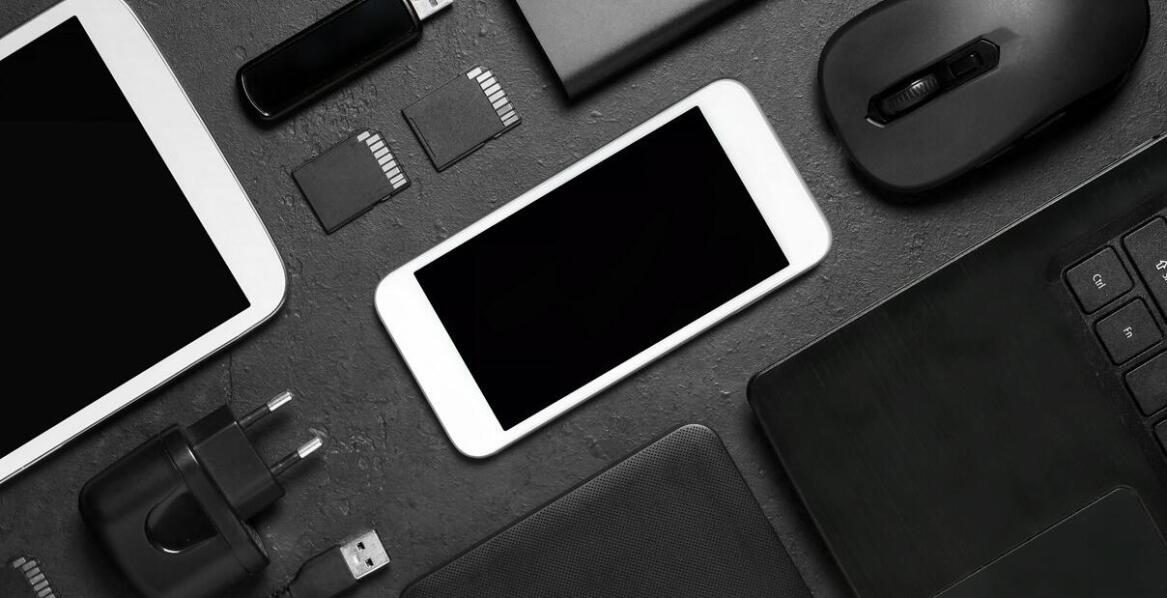 Jak wybrać skuteczne artykuły reklamowe wspierające rozpoznawalność marki