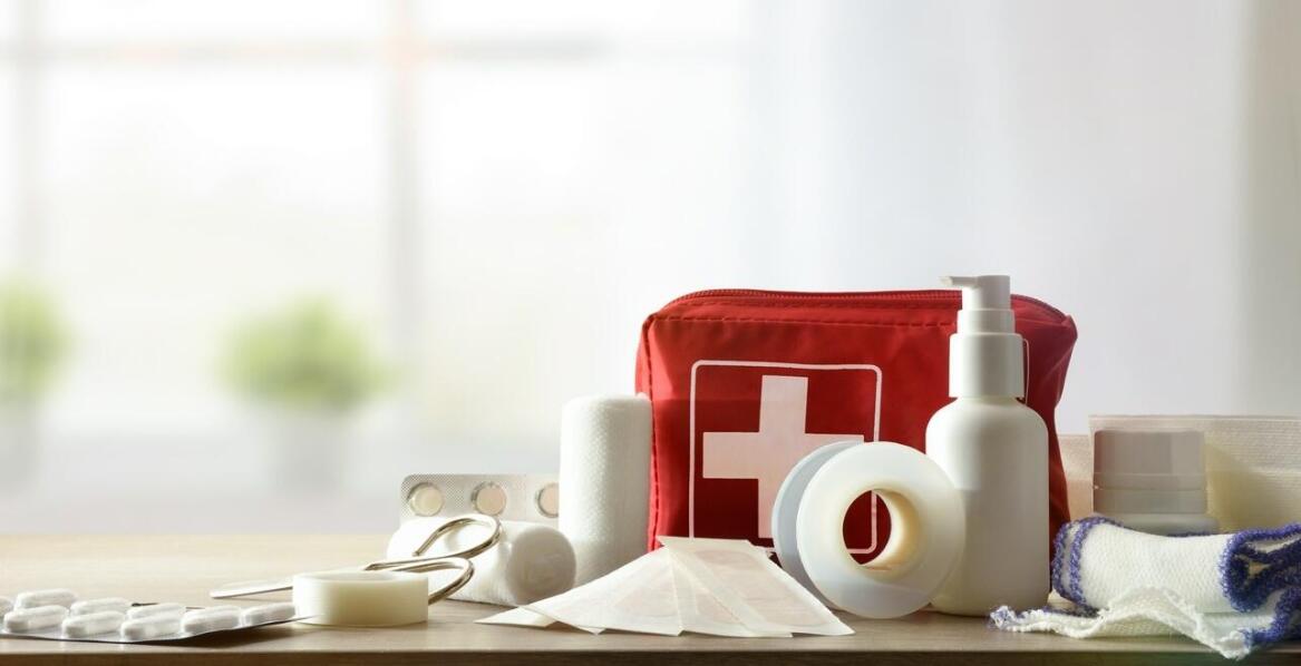 Najczęstsze zastosowania apteczek pierwszej pomocy w codziennych sytuacjach
