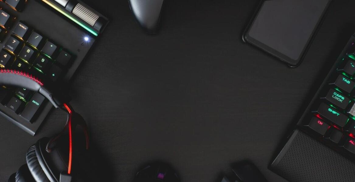 Jakie akcesoria gamingowe warto wybrać, by podnieść jakość rozgrywki?