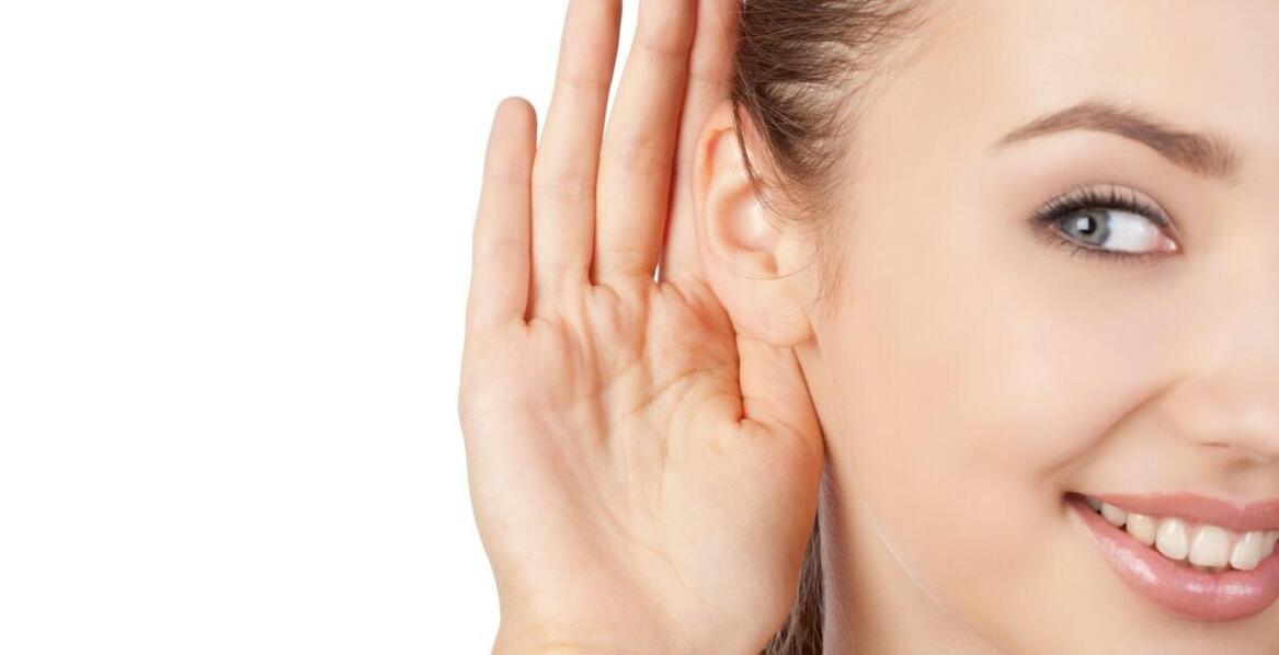 Jakie są przyczyny niedosłuchu i jak przebiega proces diagnozy słuchu?