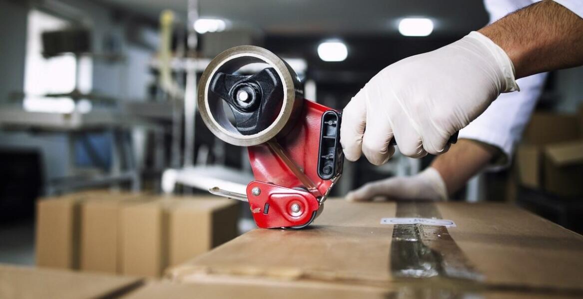 Kluczowe korzyści z profesjonalnego montażu i uruchamiania maszyn pakujących