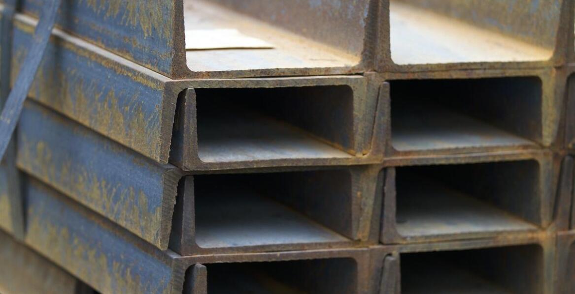 Gdzie może być wykorzystany profil stalowy 200x100x4?