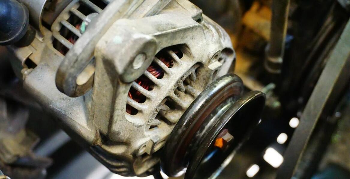 Rola alternatorów w Oldsmobile Cutlass Ciera i ich wpływ na funkcjonowanie pojazdu