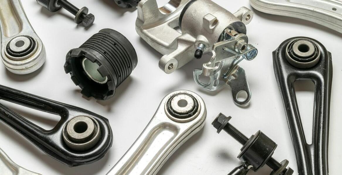 Części zamienne do komputerów pokładowych – co musisz wiedzieć?