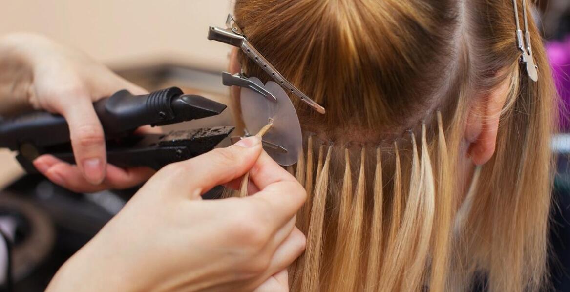 Rola włosów naturalnych w metodzie przedłużania kanapkowego