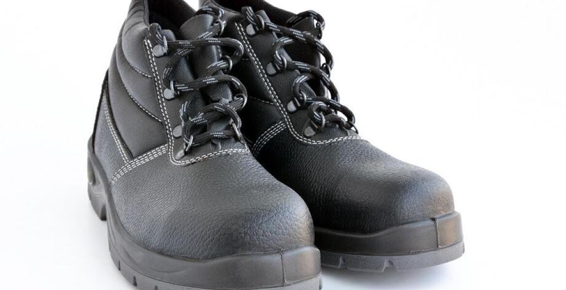 Jakie są najczęstsze problemy związane z użytkowaniem butów roboczych s1 i jak je rozwiązać?