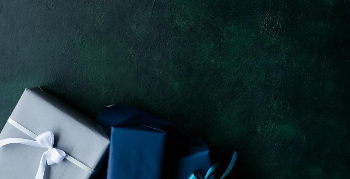 Wyjątkowe pandora charms na 30 urodziny – co warto wiedzieć przed zakupem?