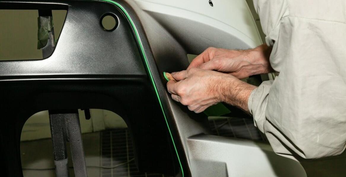 Skuteczne metody usuwania taśmy 3M z powierzchni plastikowych