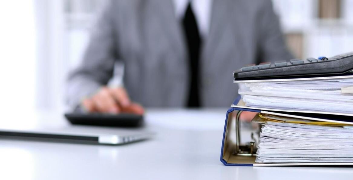 Rola doradcy podatkowego w rozliczaniu akcyzy na alkohol dla przedsiębiorstw