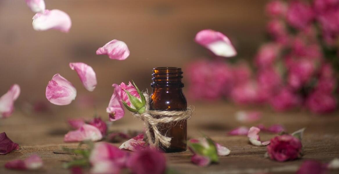 Ile może kosztować produkcja francuskich perfum lanych?