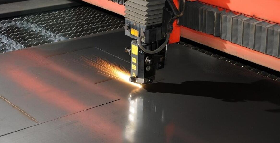Cięcie laserowe blach o grubości poniżej 1 mm: możliwości i ograniczenia