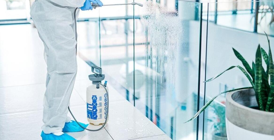 Jak środki pomagają w utrzymaniu higieny w obiektach użyteczności publicznej?