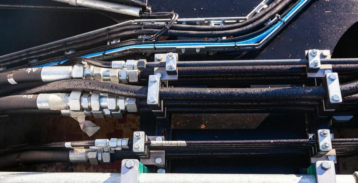 Siłowniki dwustronnego działania – nowoczesne rozwiązania dla rolnictwa