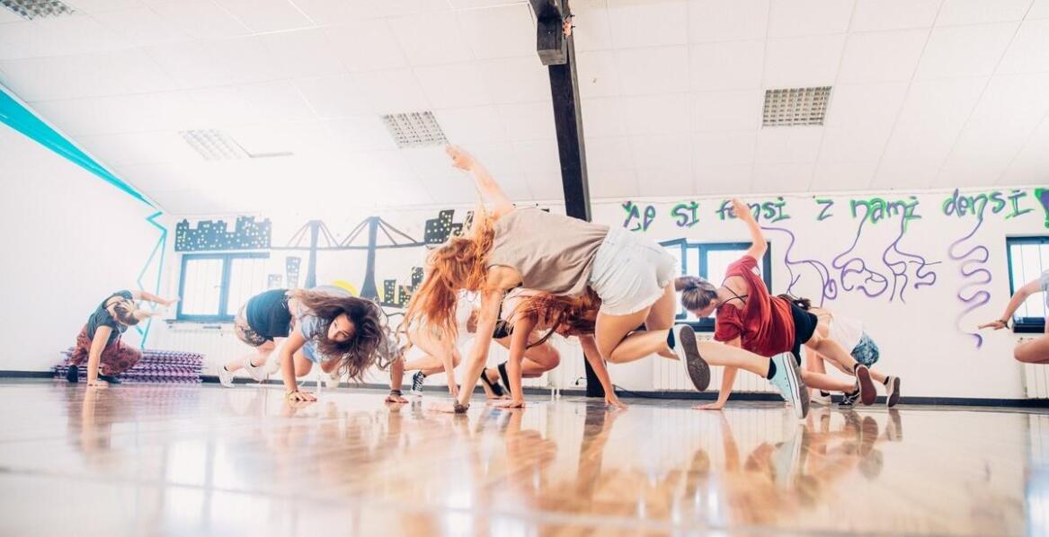 Taniec jako forma wyrażenia siebie dla dorosłych w Gliwicach
