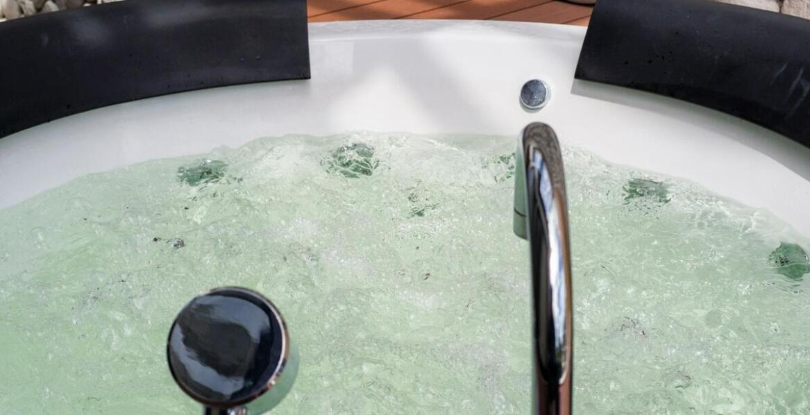 Worauf sollte man bei der Auswahl eines Whirlpool-Lieferanten aus Polen achten?