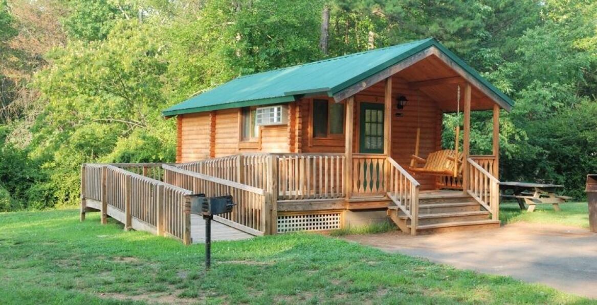 Brenno: domki kempingowe dla miłośników natury i spokoju