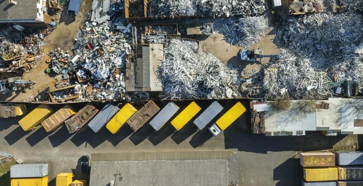 W jaki sposób wywóz kontenerów wspiera ochronę środowiska?