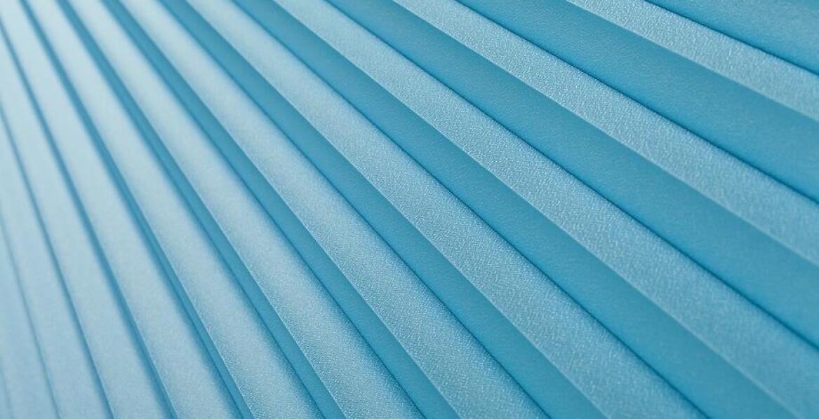 Jak żaluzje plisowane wpływają na oszczędność energii w mieszkaniach?