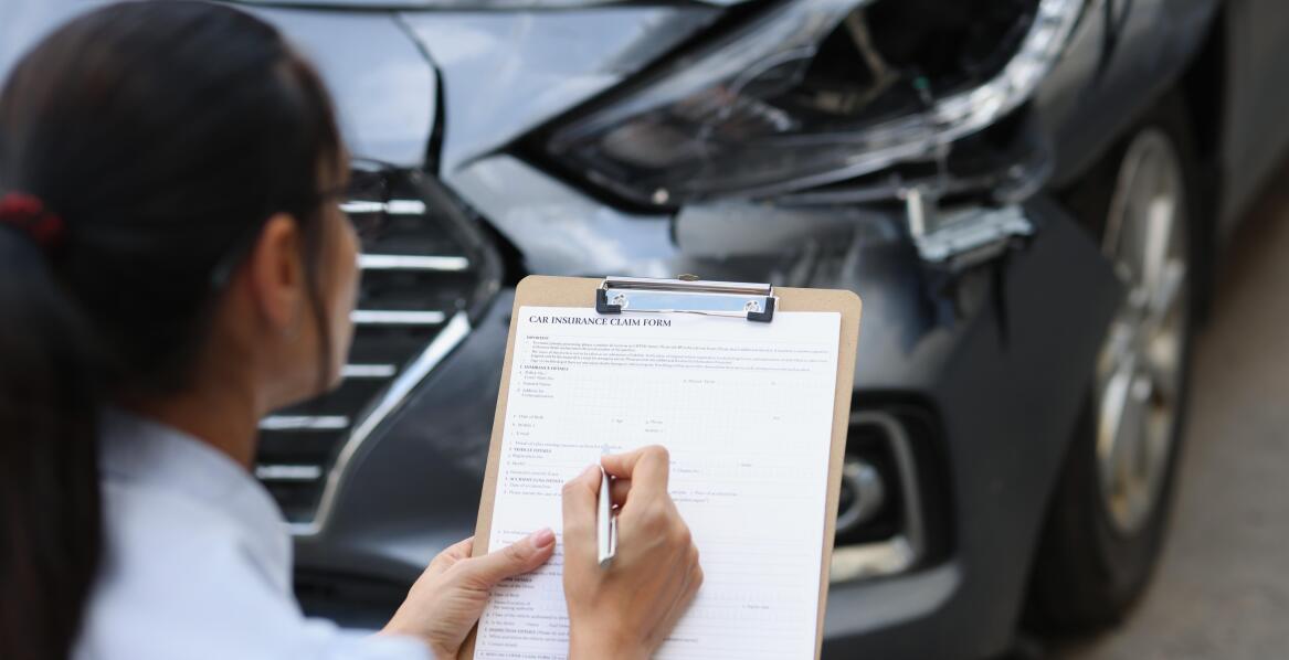 Jakie są najważniejsze wytyczne dotyczące przechowywania dokumentacji powypadkowej?