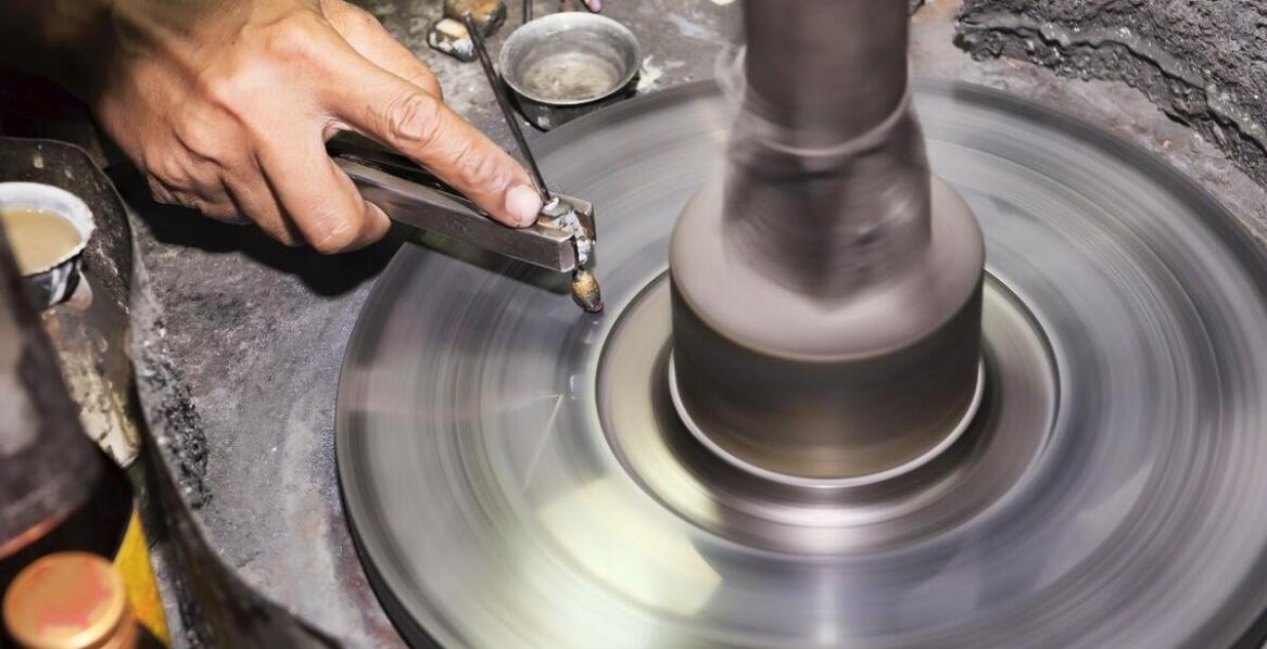 Ściernice garnkowe w rzemiośle artystycznym: jakie przynoszą korzyści?