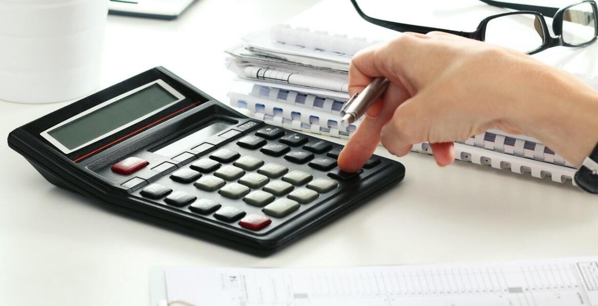 Jak wygląda prowadzenie pełnej księgowości?